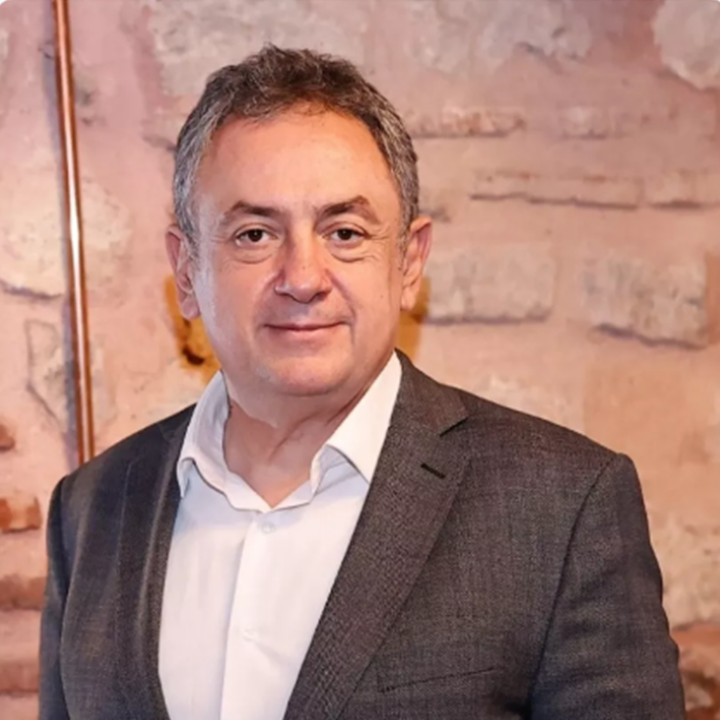 Murat Göçe profil fotoğrafı